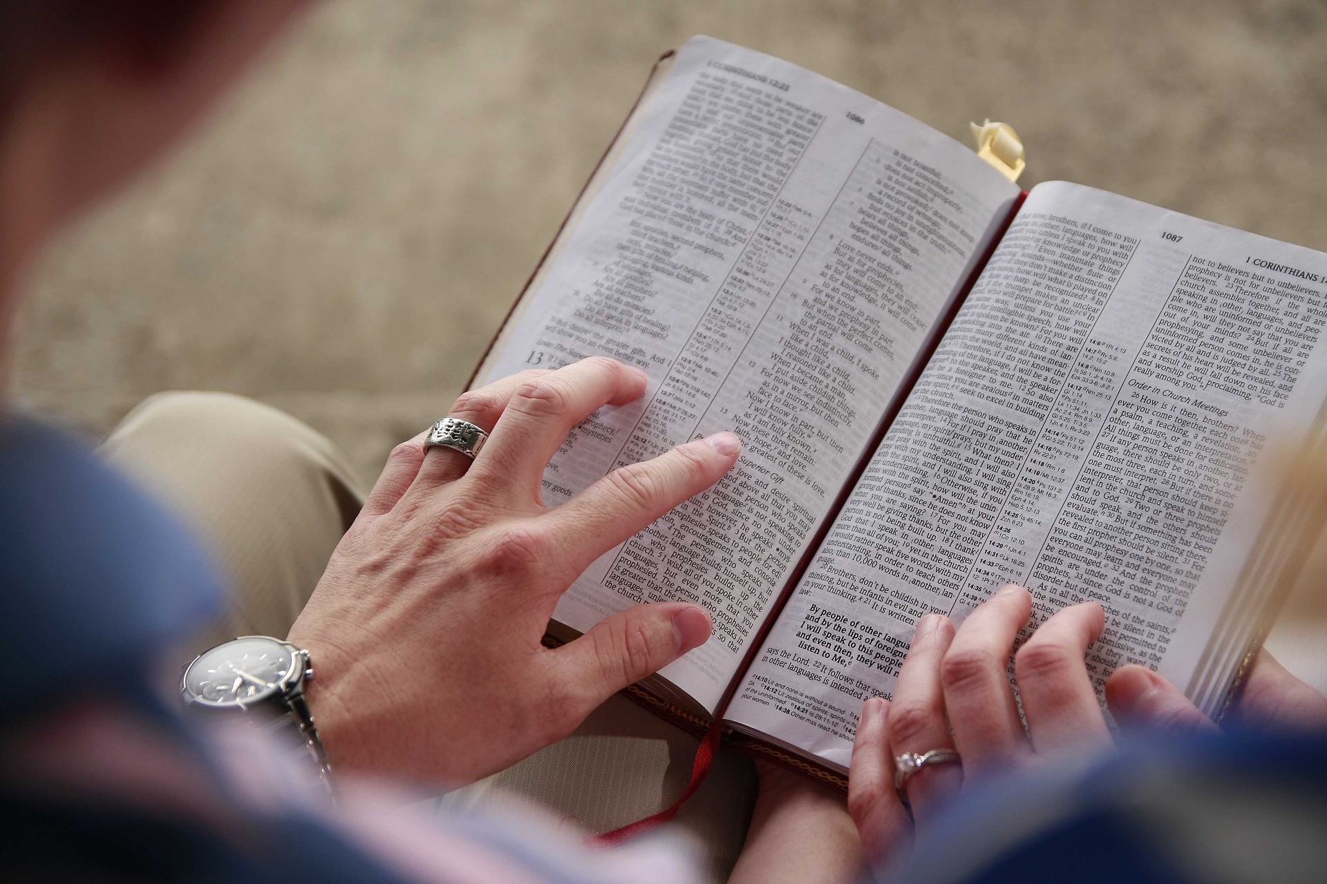 bible-7092020_1920